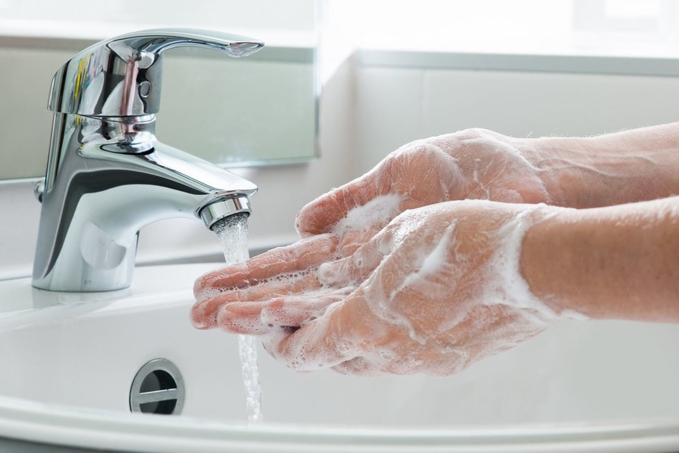 Nepamirškite gerai nusiplauti rankų