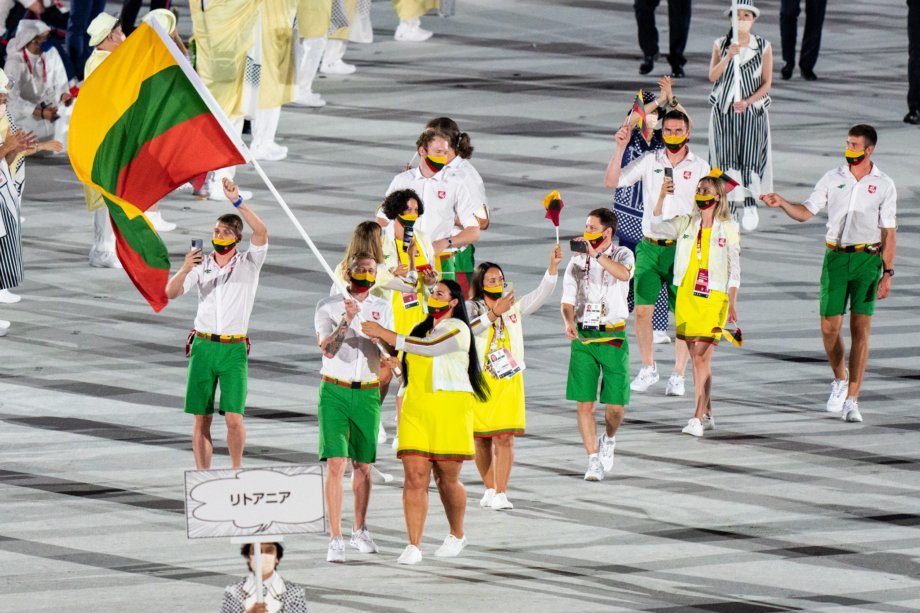 Lietuvos olimpiečiai Tokijo žaidynių atidaryme