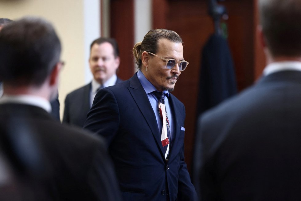 Johnny Depp&#39;as teismo salėje (nuotr. SCANPIX)