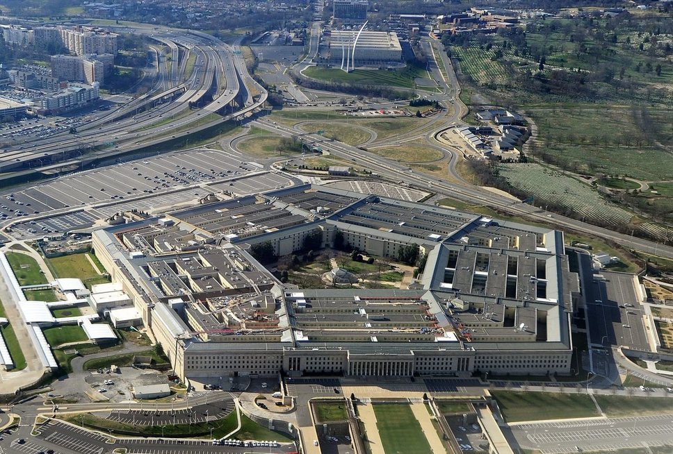 Pentagonas savo internetinei kariaunai suteikė leidimą pulti (nuotr. SCANPIX)