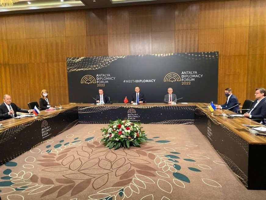 Kulebos ir Lavrovo derybos Turkijoje