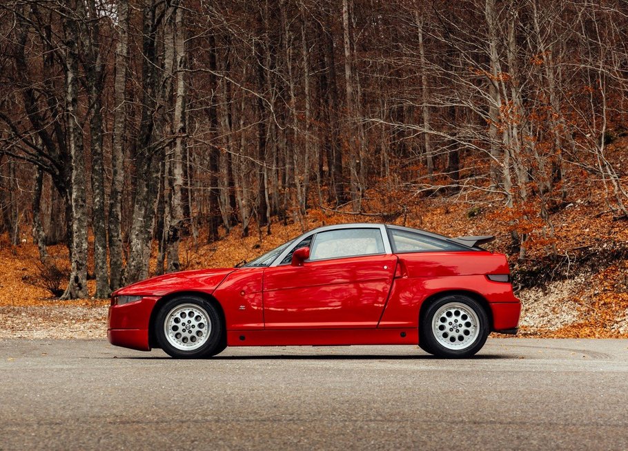 Alfa Romeo SZ (nuotr. gamintojo)