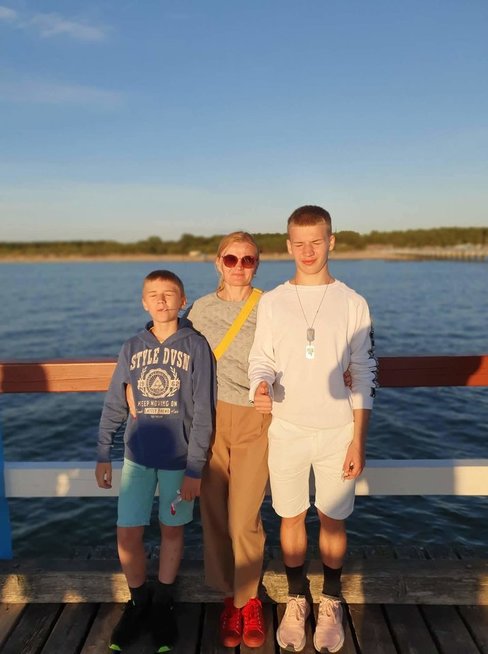 Hemofiliją turintis 15-metis Rokas Žilinskas su šeima 