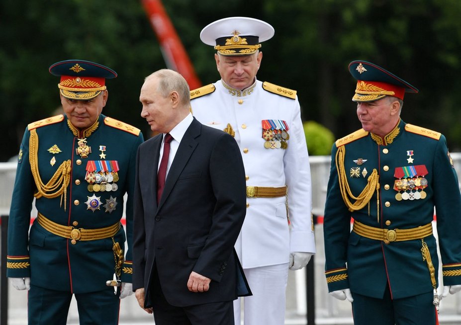 Vladimiras Putinas, Aleksandras Žuravliovas, Nikolajus Jevmenovas Sergejus Šoigu (nuotr. SCANPIX)