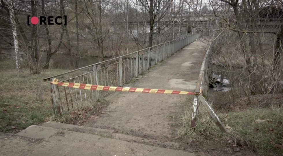 Tiltas, nuo kurio 17-metė buvo įmesta į upę