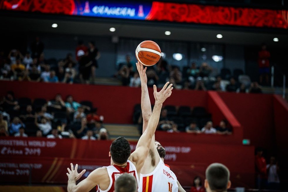 Rungtynių Ispanija-Lenkija akimirka (nuotr. FIBA)