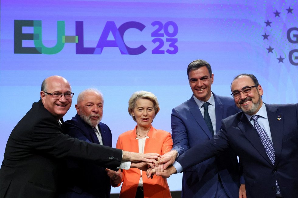 Europos Sąjungos ir Lotynų Amerikos lyderių susitikimas (nuotr. SCANPIX)
