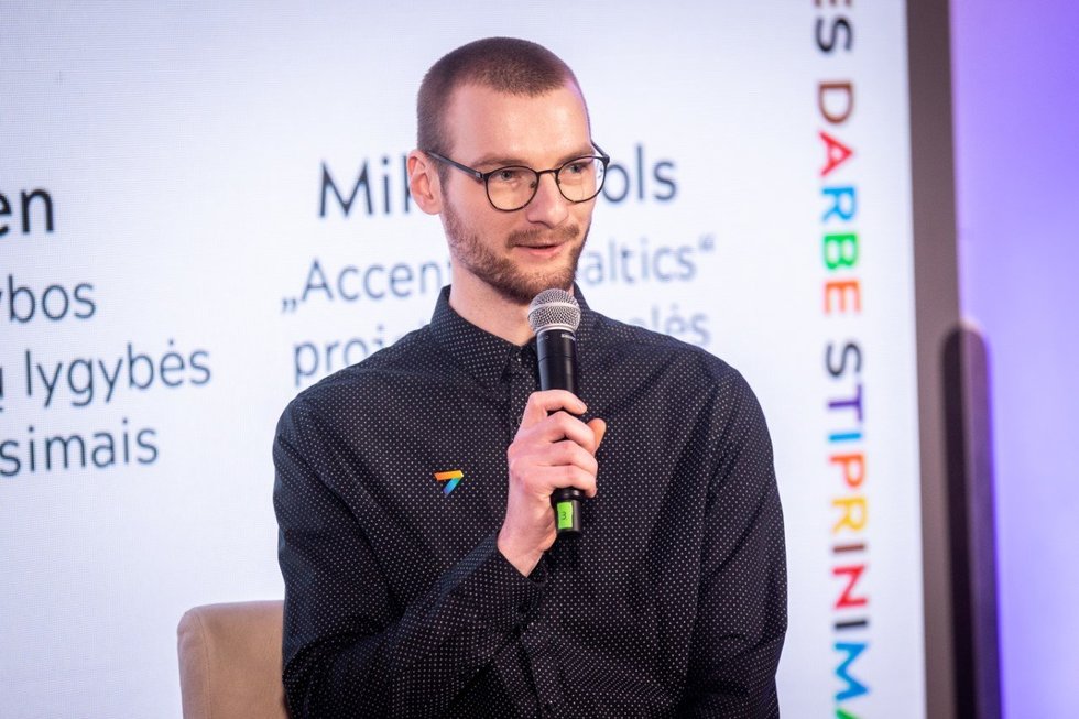 LGBT įtrauktis darbe: augintų Lietuvos ekonomiką, pritrauktų talentų ir investicijų