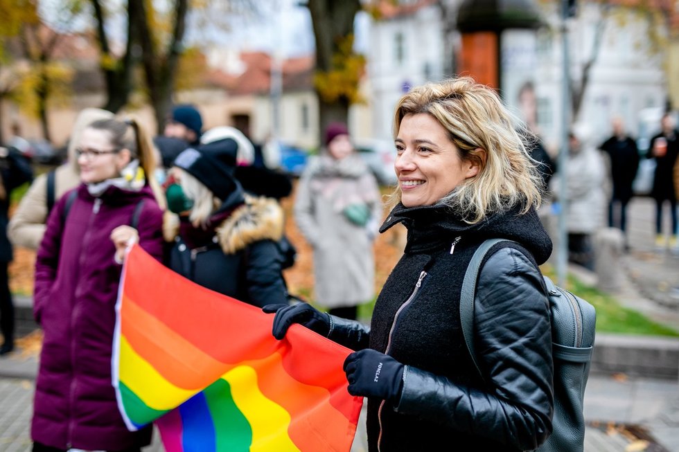 Prie prezidentūros – LGBT palaikymo akcija „Mamos už mamas!“ (Fotobankas)