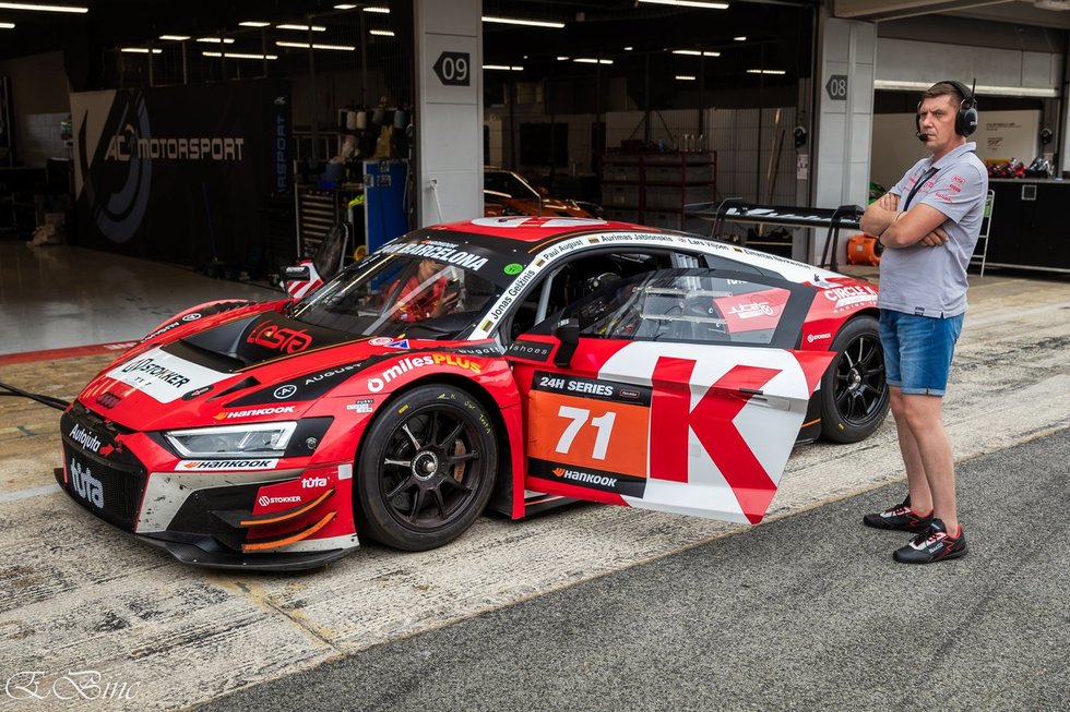 „Juta Racing“ komandos „Audi R8“ 