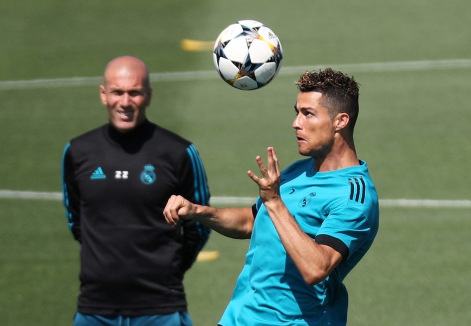 Zinedine'as Zidane'as ir Cristiano Ronaldo (nuotr. SCANPIX)