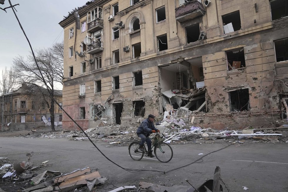 Subombarduoti Mariupolio gimdymo namai