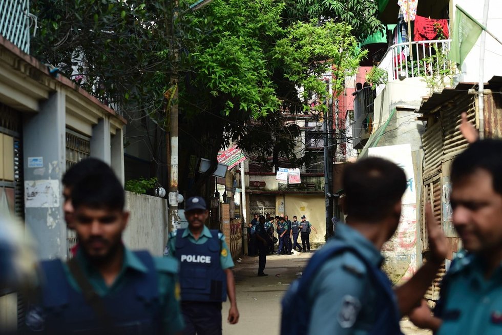 Bangladešo policija nukovė įtariamą išpuolio Dakos kavinėje sumanytoją (nuotr. SCANPIX)