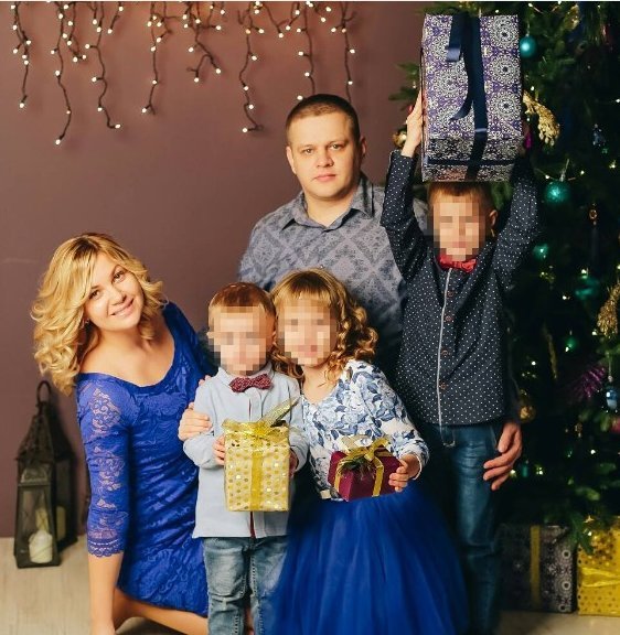 Žmonos ir trijų vaikų gaisre netekęs vyras: mano šeimos nebėra, ir kaltas dėl to Putino režimas (nuotr. VK.com)