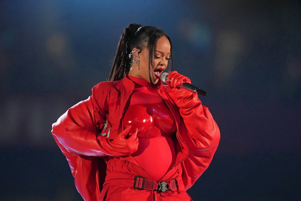 Rihanna – vėl nėščia: džiugią žinią pranešė milijonams ant scenos (nuotr. SCANPIX)
