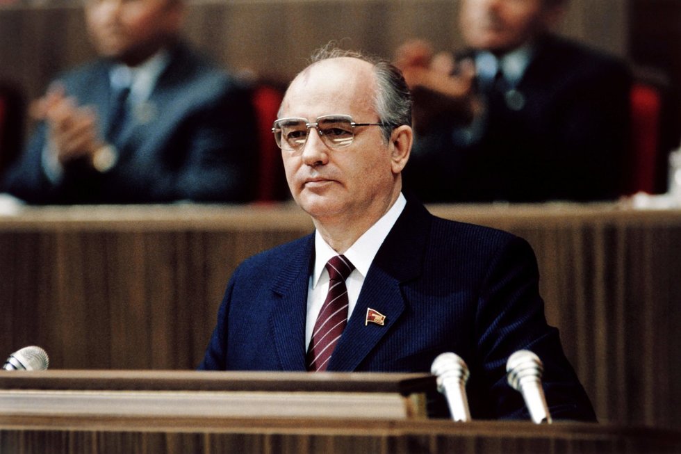 M. Gorbačiovas 1985 m.