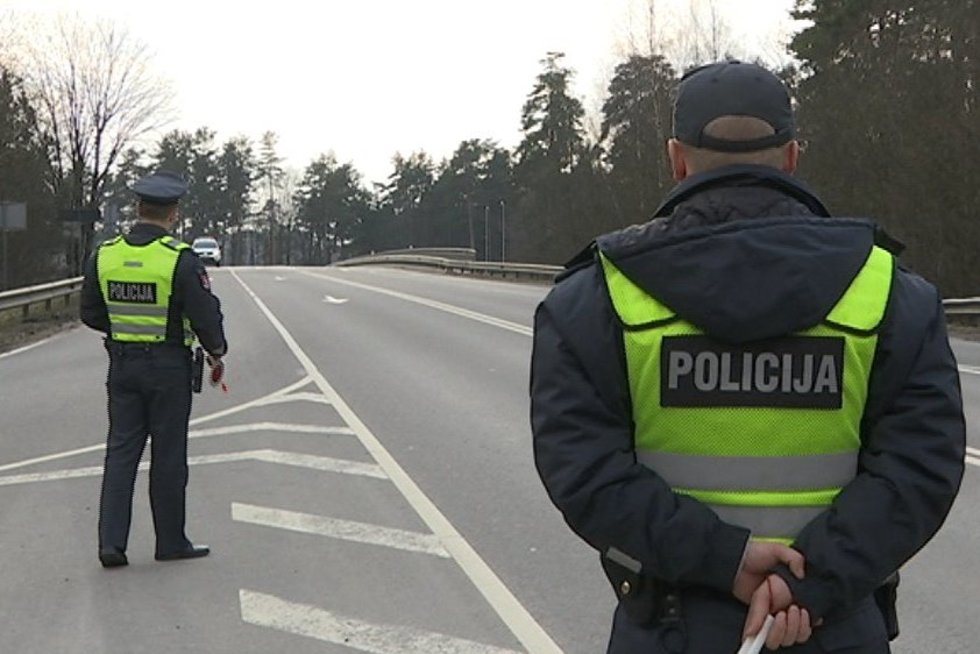 Policijos pareigūnai (nuotr. TV3)