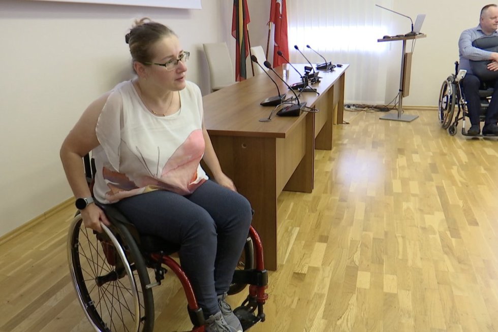 Neraminantys skaičiai: Lietuvoje dirba tik kone trečdalis žmonių su negalia (nuotr. stop kadras)